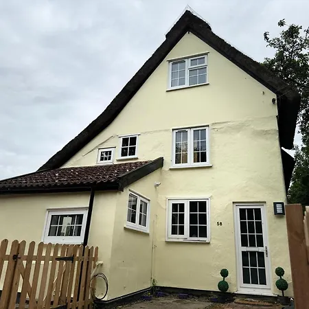 Hedgehog Cottage Cosy Countryside Escape Glemsford Exterior photo