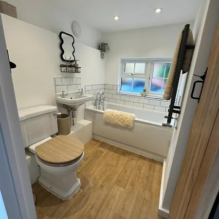 Hedgehog Cottage Cosy Countryside Escape Glemsford Exterior photo